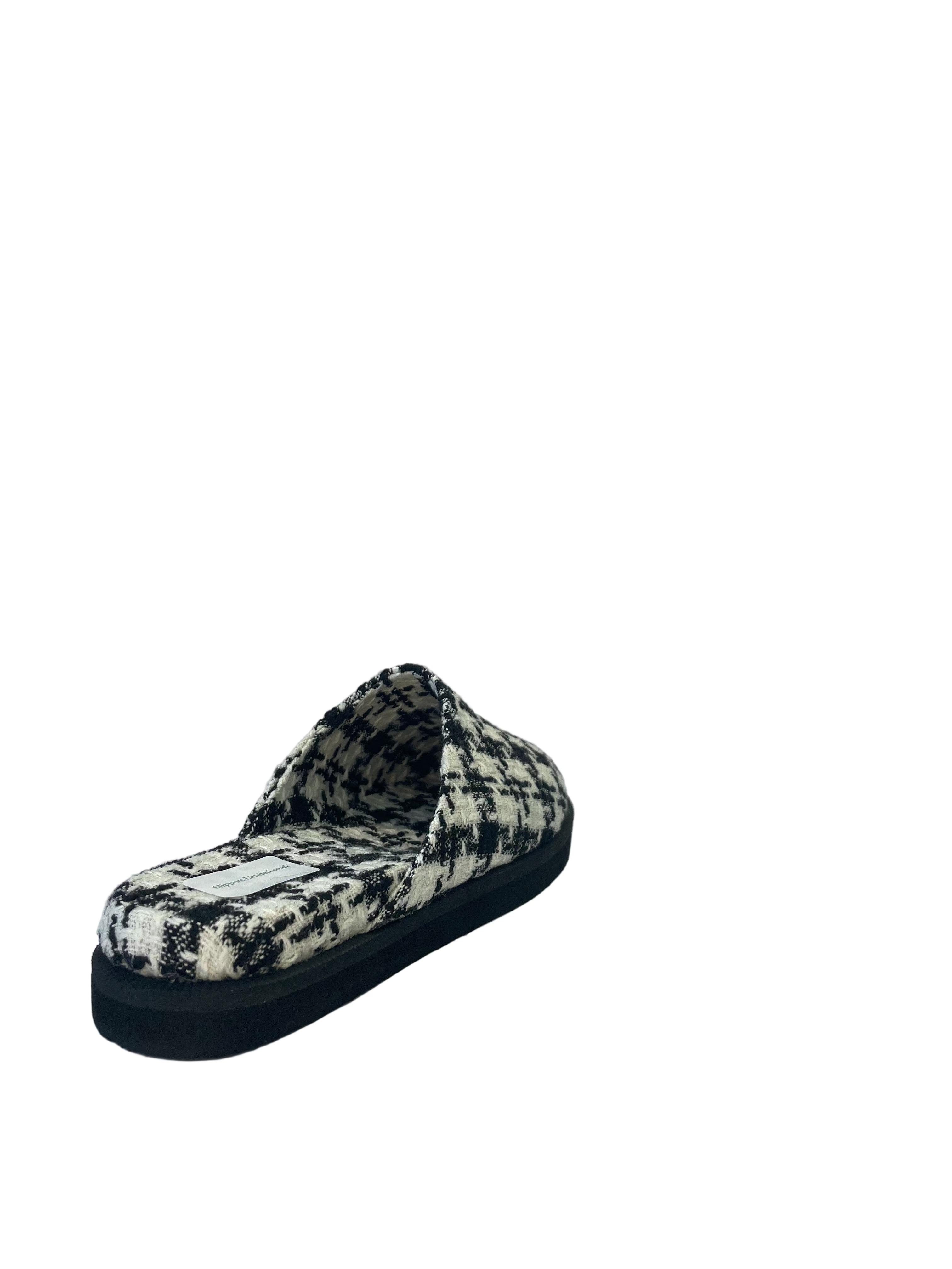 Checkered Squares - Black